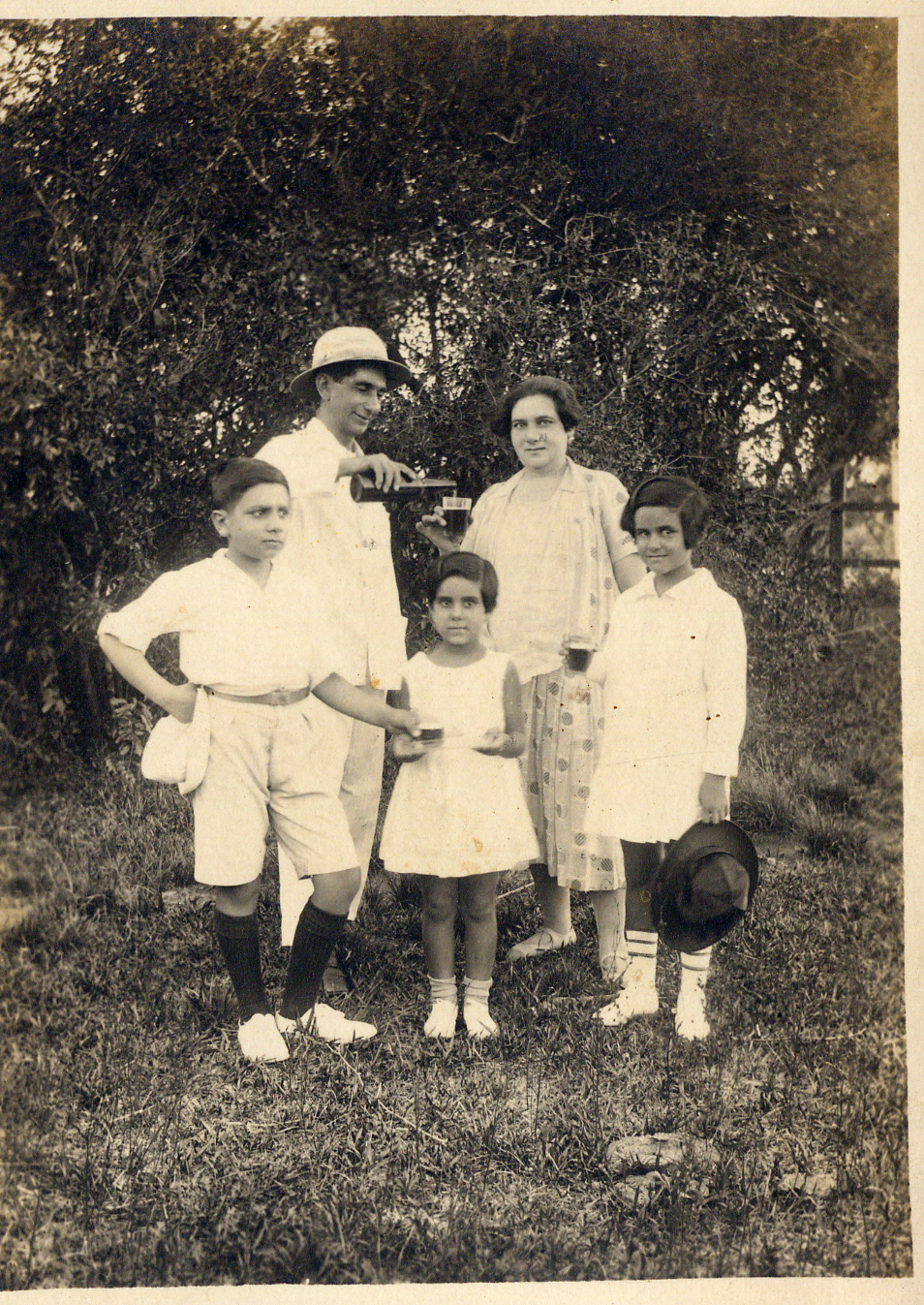 Familia Roa Bastos en Iturbe(foto2)